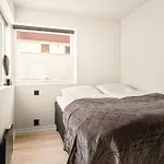 View - 4br & 2br & 1br - B11 *