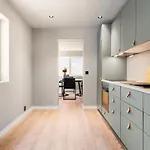 View - 4br & 2br & 1br - B11